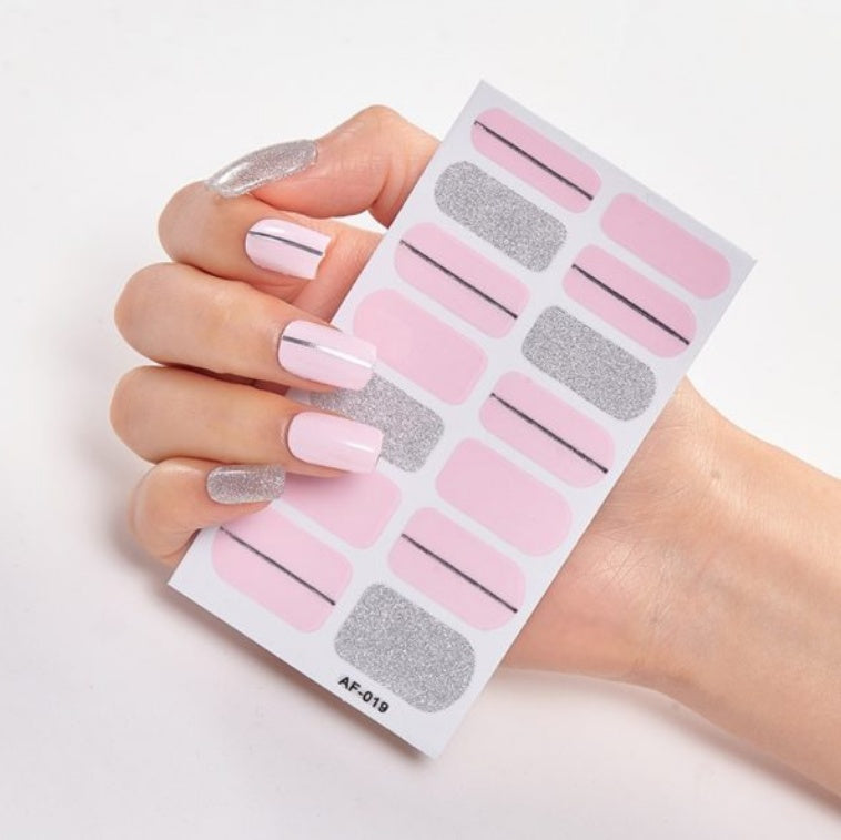 THE PRINTED 10-DAY NAILS.