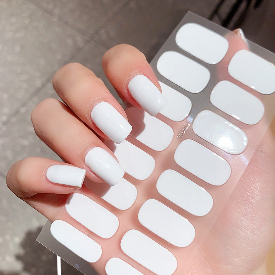 THE SOLID 10-DAY NAILS.