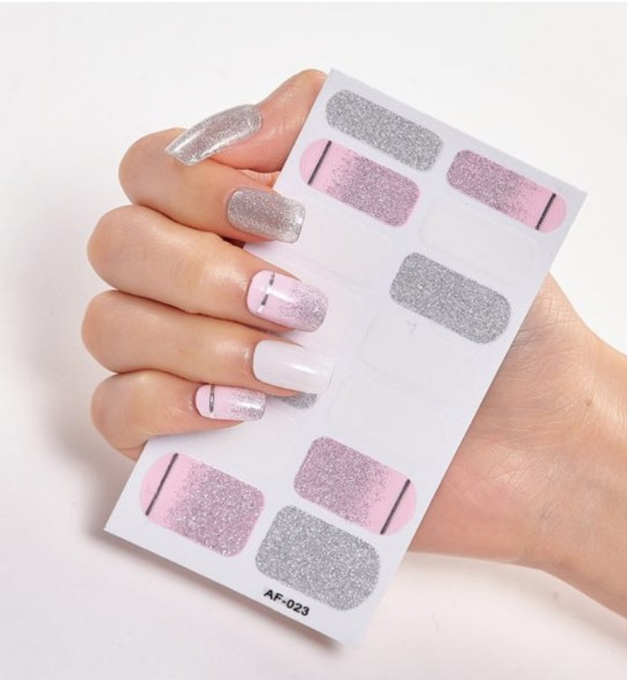 THE PRINTED 10-DAY NAILS.