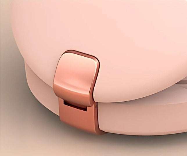 LUMi multifunctional hand warmer with cosmetic mirror and powerbank in pink.