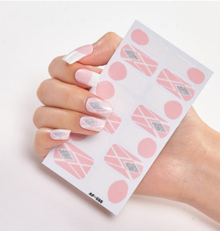 THE PRINTED 10-DAY NAILS.