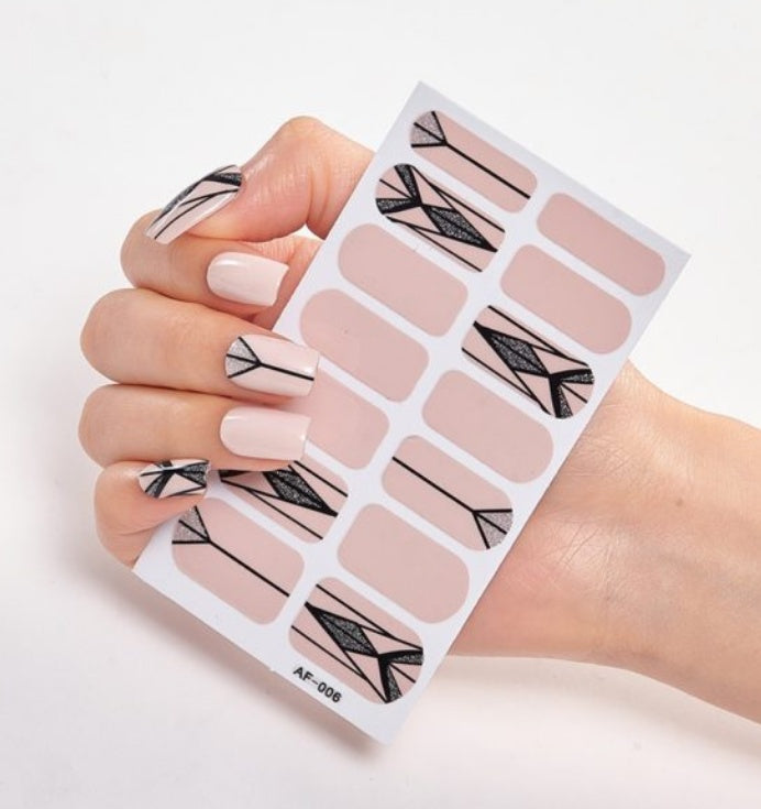 THE PRINTED 10-DAY NAILS.